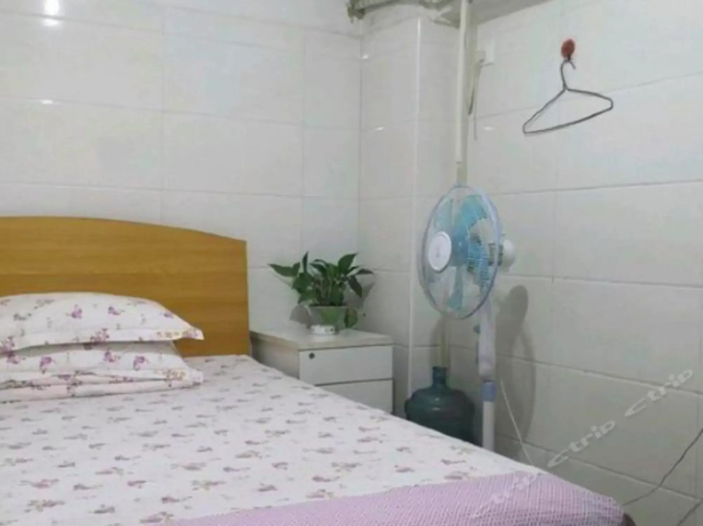 Huadu Hostel