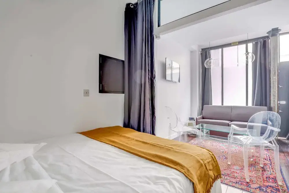 Design Apartment Near Bastille