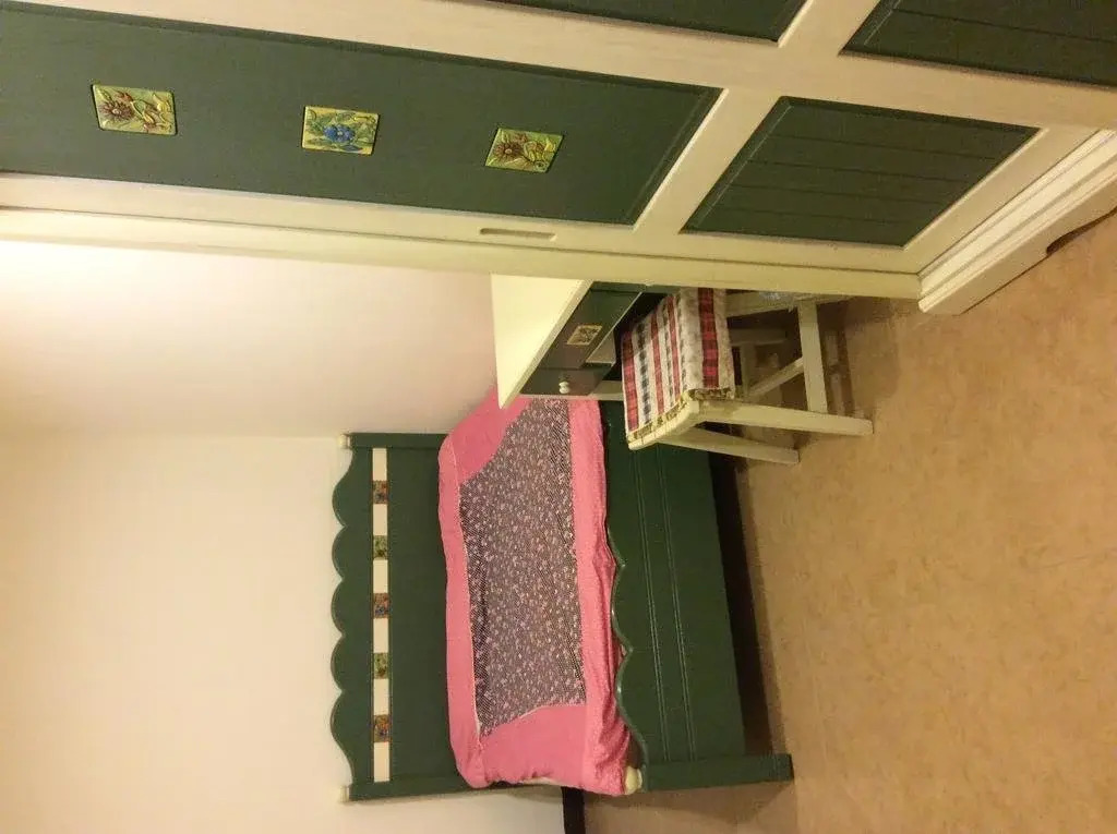 Phd's Guest House I