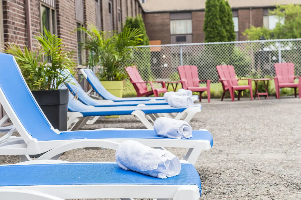 Quality Inn & Suites