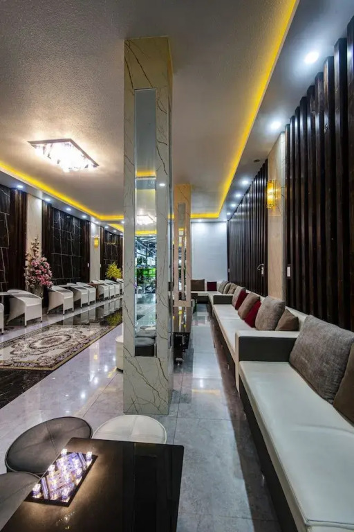 Son Hung Hotel