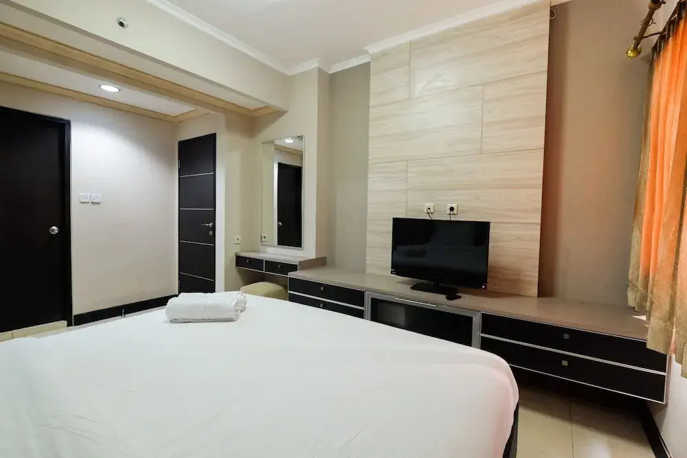 Cozy And Elegant 1br Apartment at Mediterania Boulevard