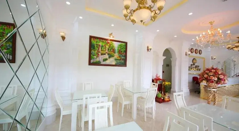 Phuong Vy Luxury Hotel