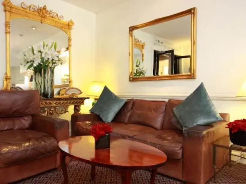 The Hinton Firs Hotel