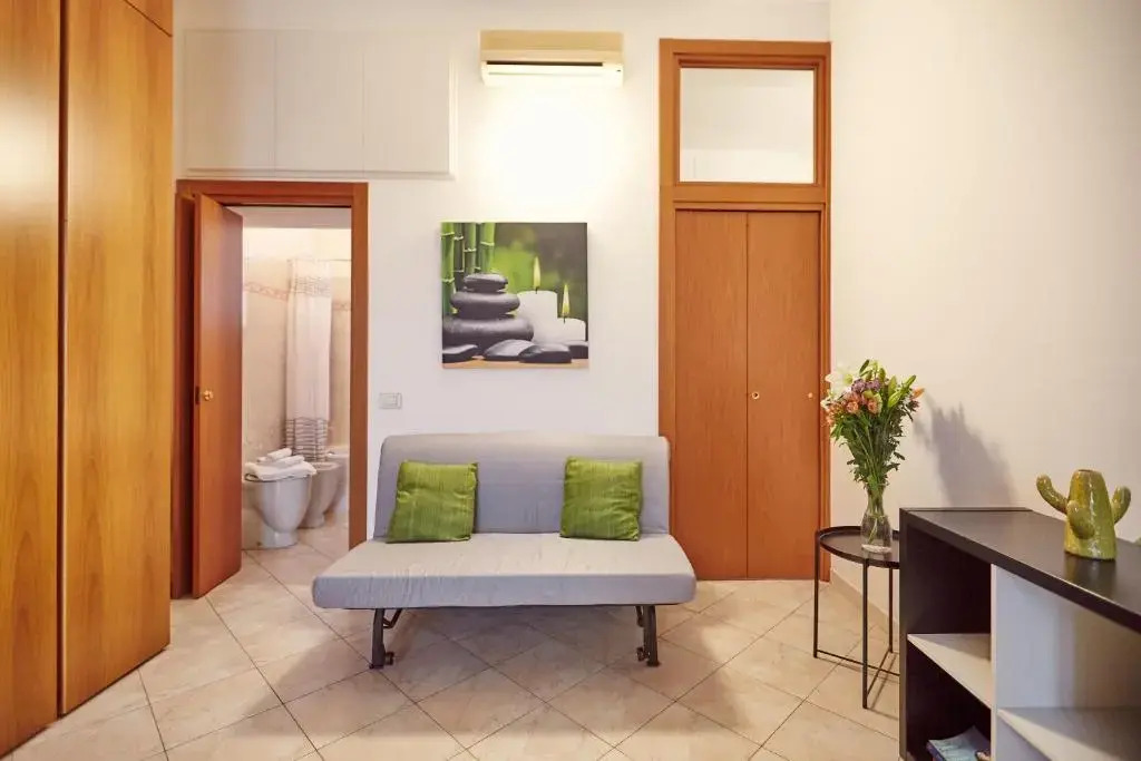 Tortona Design Flat