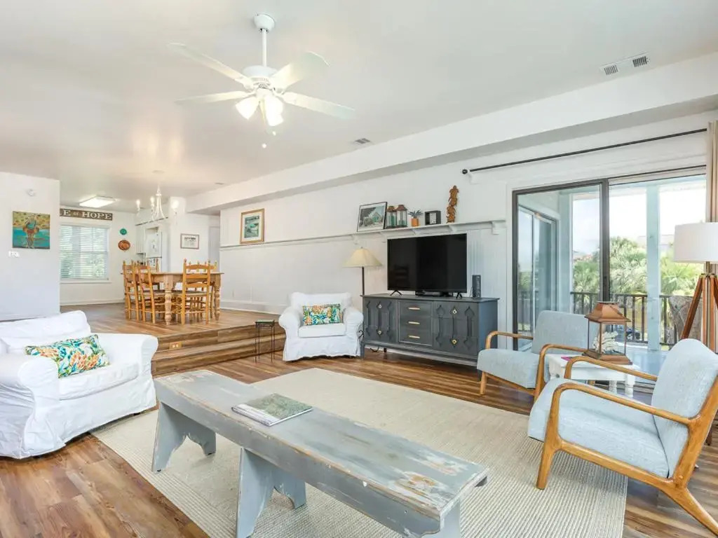 Weston Beach Place by Tybee Vacation Rentals