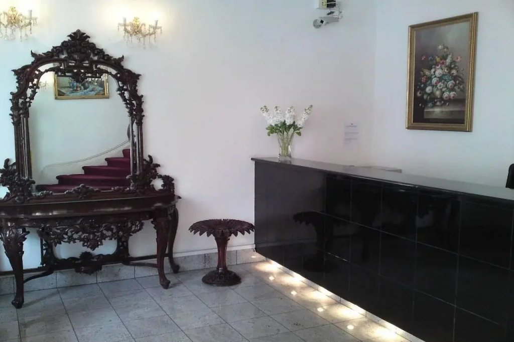 My Place Hotel