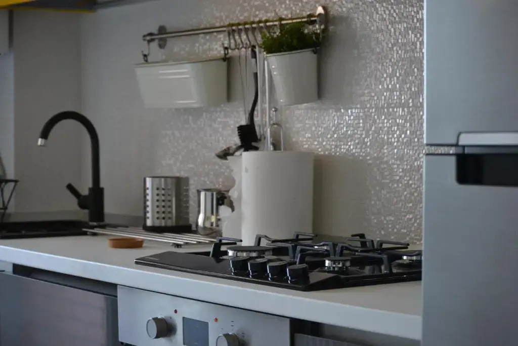 2 Steps Apartment