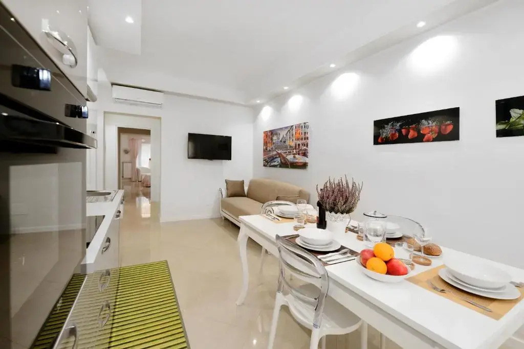 Ludovisi Barberini Apartment for Short Rental