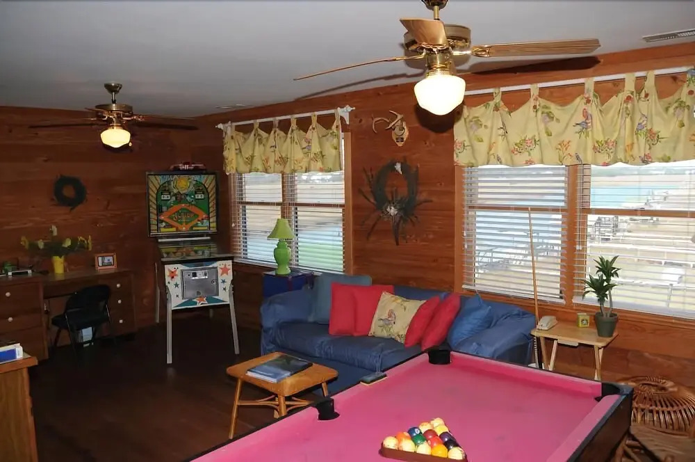 Flounder Inn - 4 Br Home
