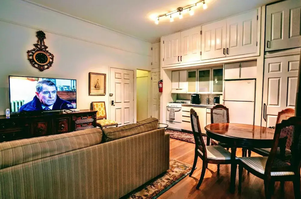 1331 Northwest Apartment #1065 - 1 Br Apts