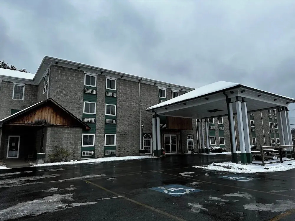 Westgate Inn