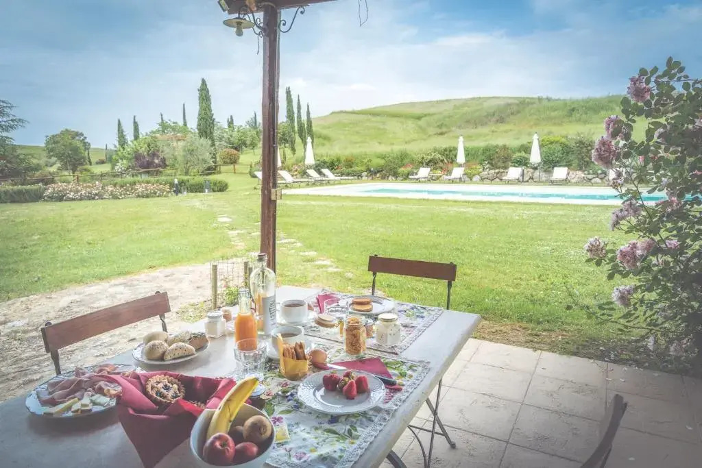 Podere Sant'alberto With Pool