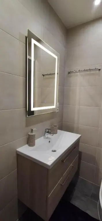 Amber Studio Apartment