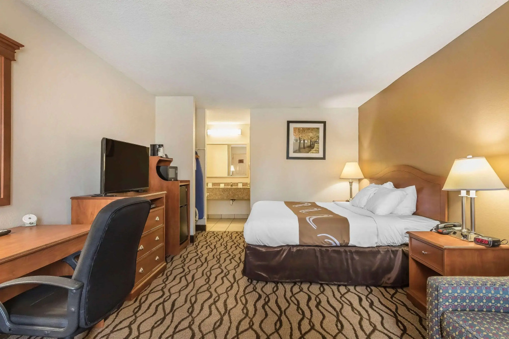 The Riverstone Hotel Charleston-Sikeston