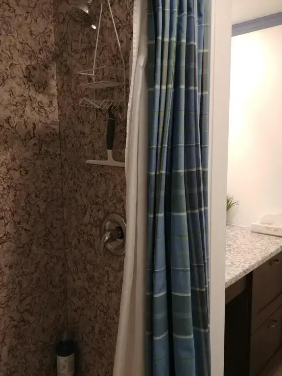 Apart 2 Bedroom 2 beds near metro -Parking Free