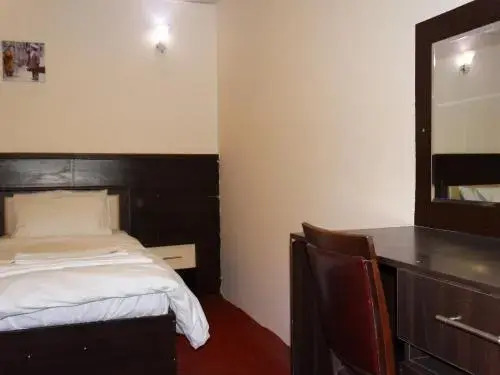 Madera Hotel
