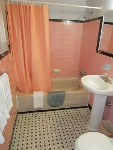 Slumberland Motel Mount Holly