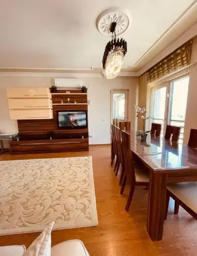 Dream Apartment