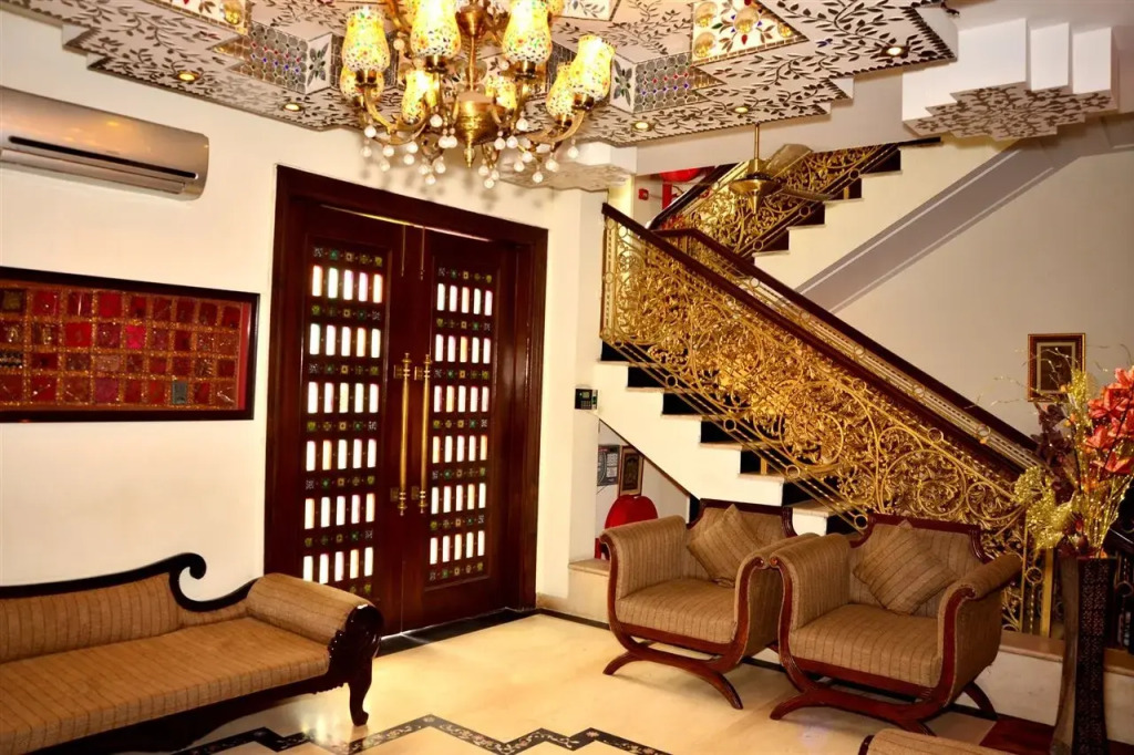 Hotel Rajputana Haveli - Near Jal Mahal - Jaipur