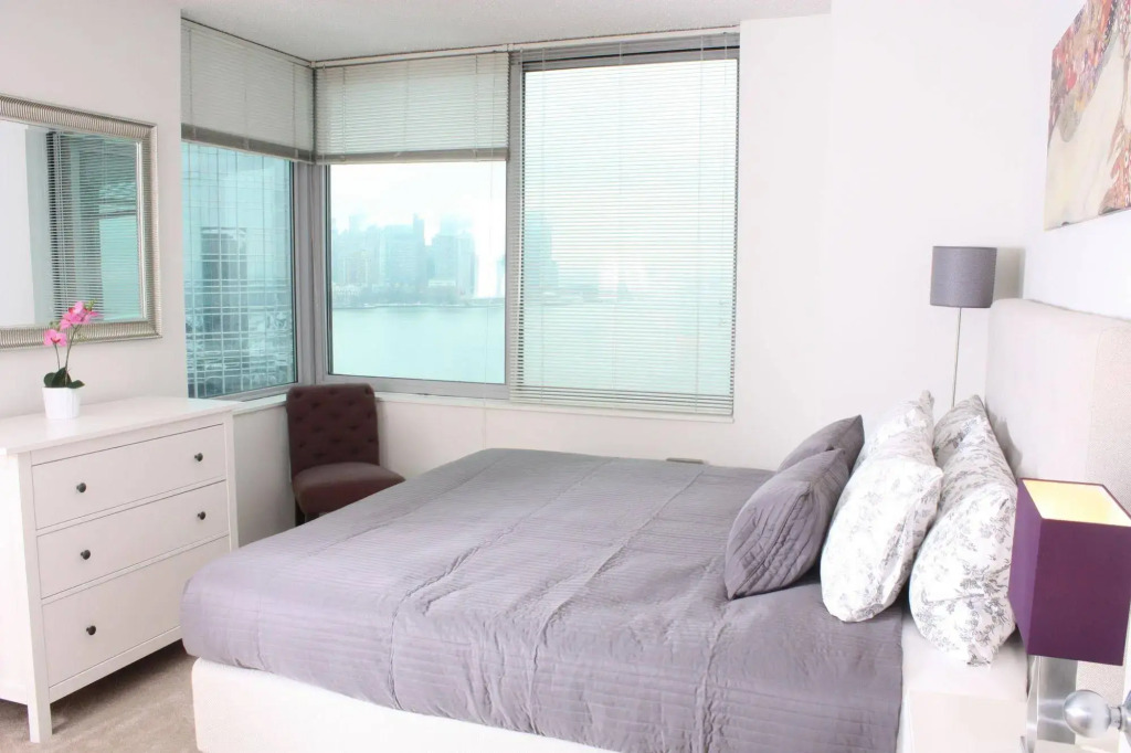 Dharma Home Suites JC at Downtown