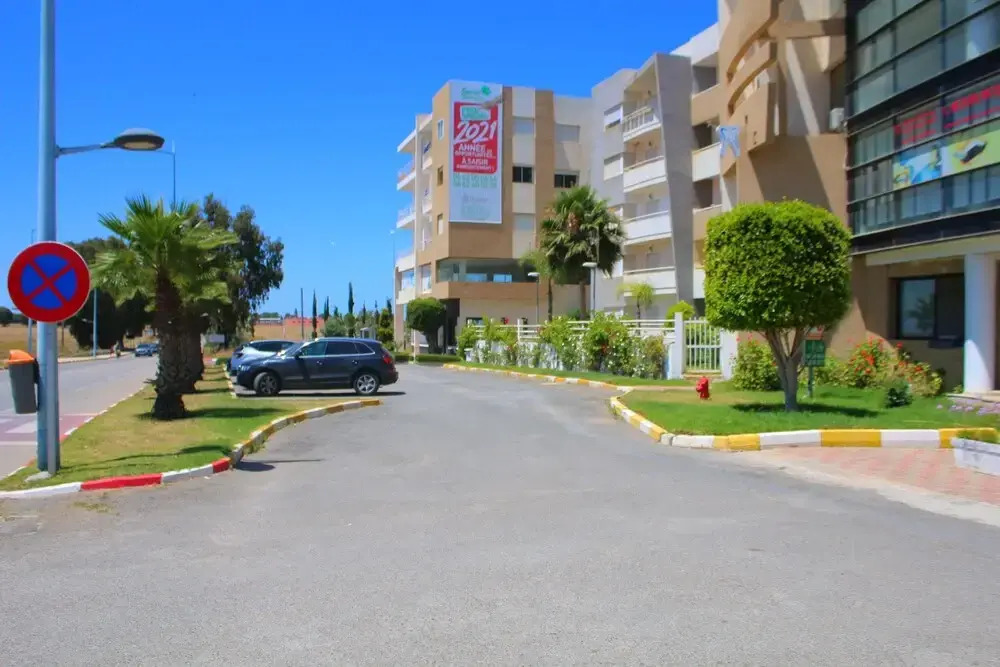 Bouznika Apartment 2021