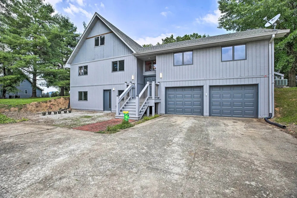 Lake Cumberland Home w/ Deck + Water Access!