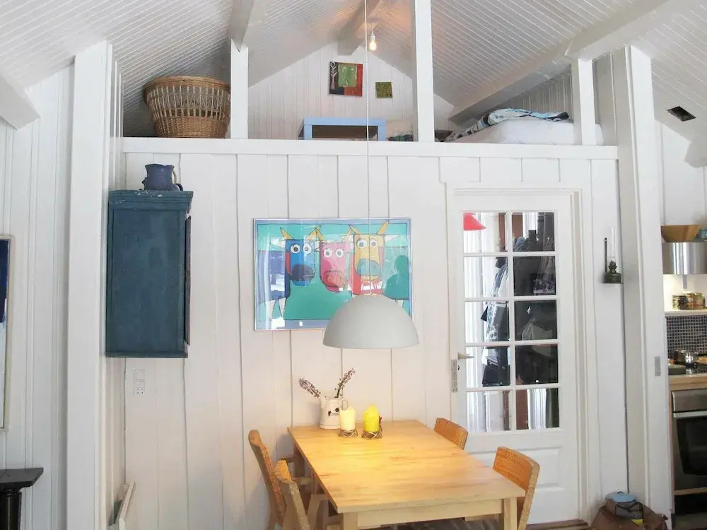 Seaside Holiday Home for 4 in Askeby