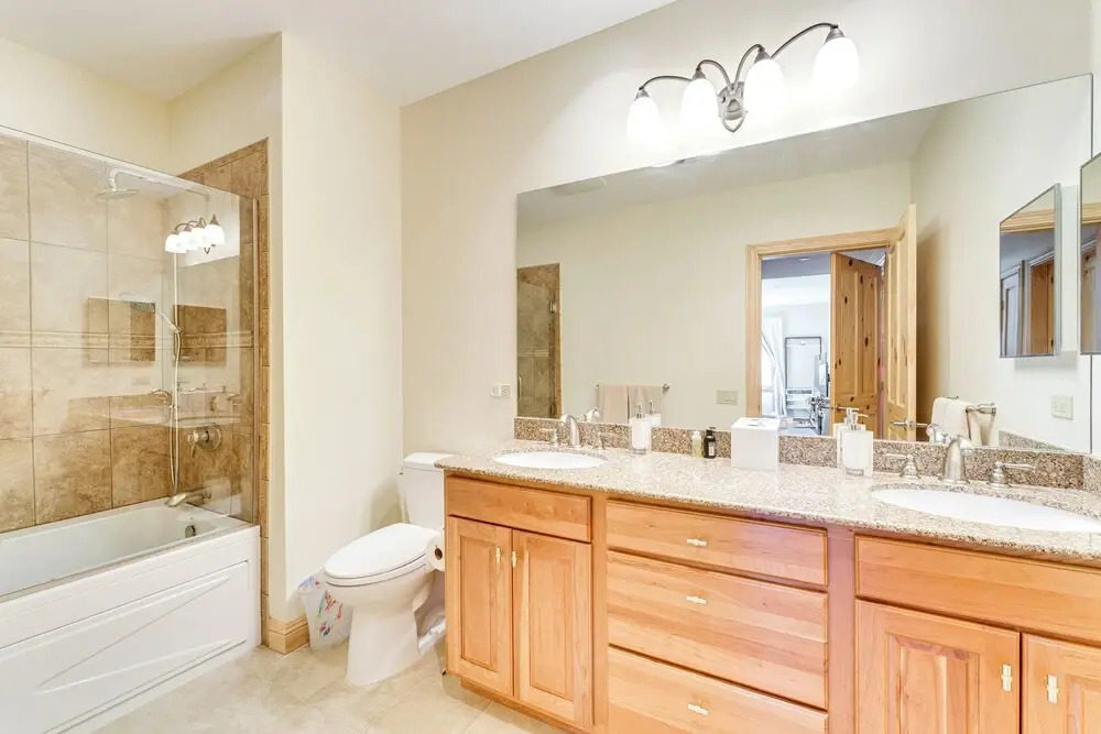 Condo w/ Balcony > 2 Mi to Angel Fire Resort!
