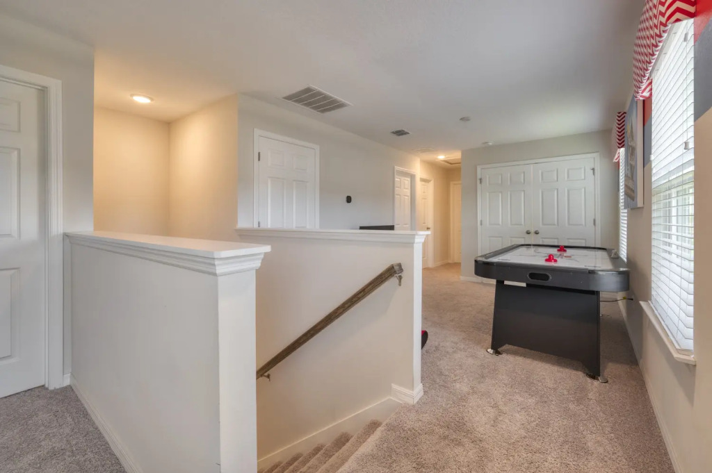 Comfortable villa with private pool near Disney