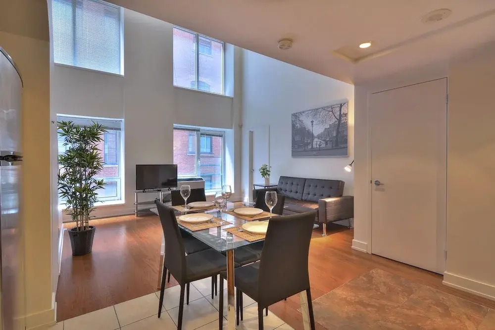 2 Floor Mezzanine Condo Near Convention Center