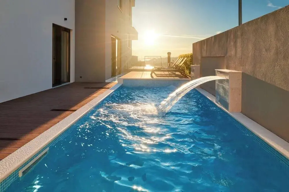 Exclusive pool villa with view