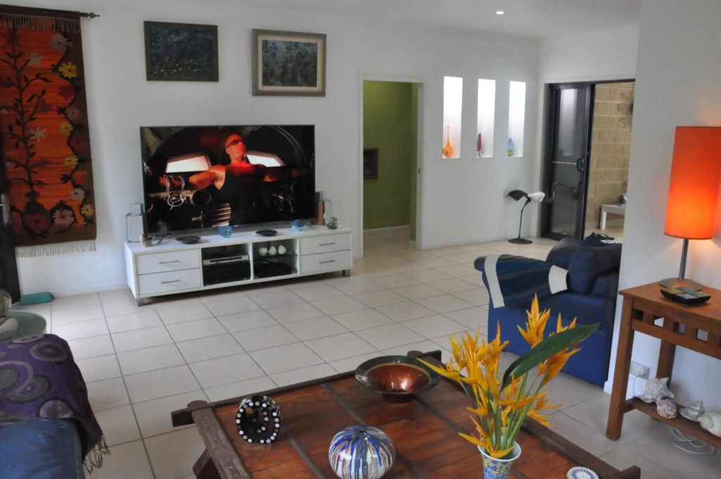 Stunning Magnetic Island Home,Private, Large Pool,Adults Only