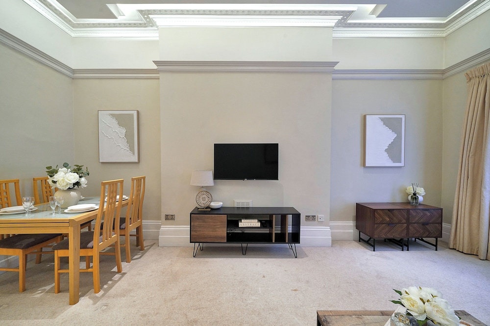 Hertford Flat 10