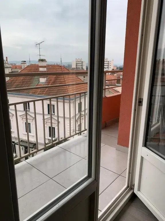 APPARTEMENT COEUR de ROANNE