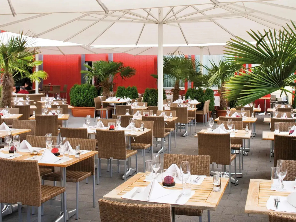 Mövenpick Hotel Zurich Airport