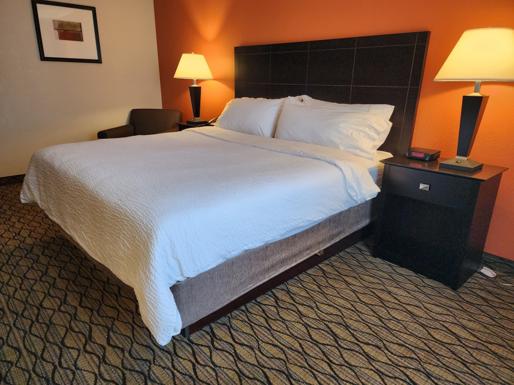 Holiday Inn Express Hotel & Suites Cadillac by IHG