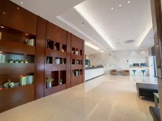 Season flower HOTEL (Yulin Hongjin Mall Branch)