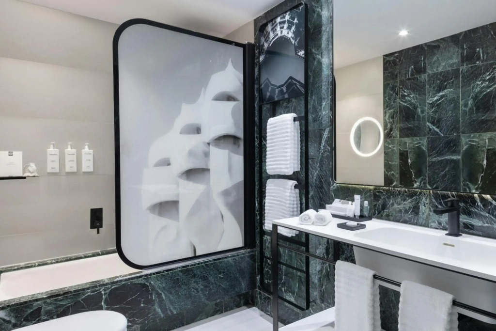 Renaissance Barcelona Hotel