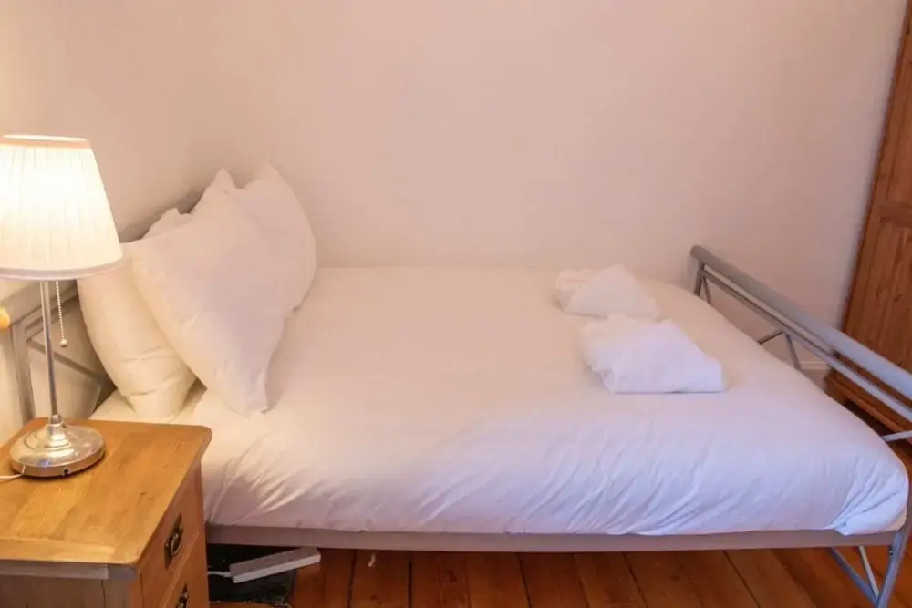 2 Bedroom Property Near Old Town