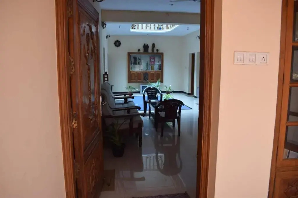 Mother's palace