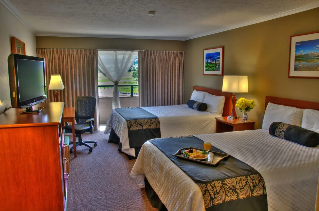 Fairmont Hot Springs Resort