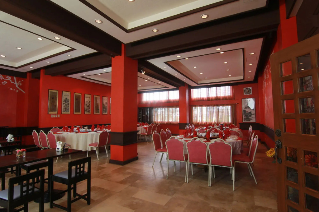 Hotel Supreme
