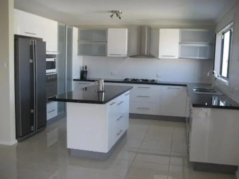 Race Course Apartments