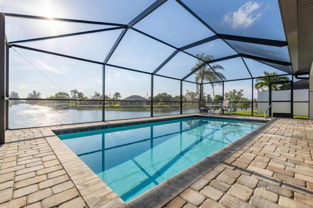 BRAND NEW Paradise with never ending Sunsets - Villa Chillax N Sunsets - Roelens Vacations