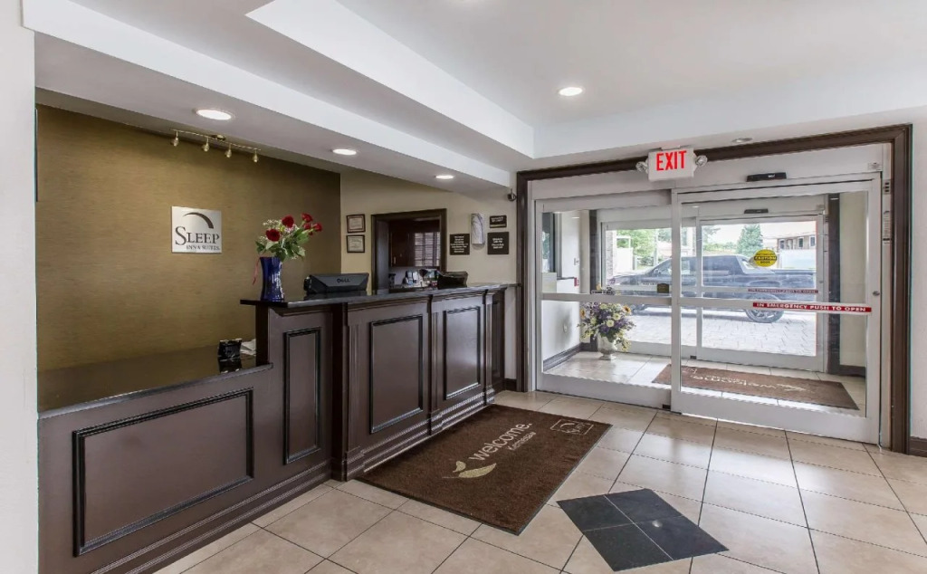 Sleep Inn & Suites At Kennesaw State University
