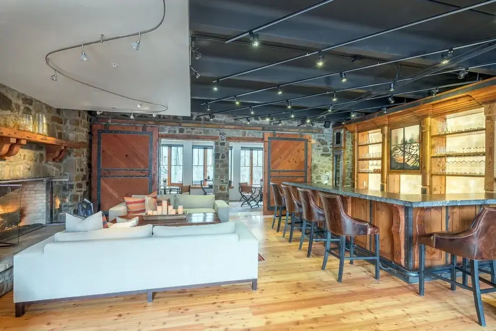 River Club 101 2 Bedroom Condo by Alpine Lodging Telluride