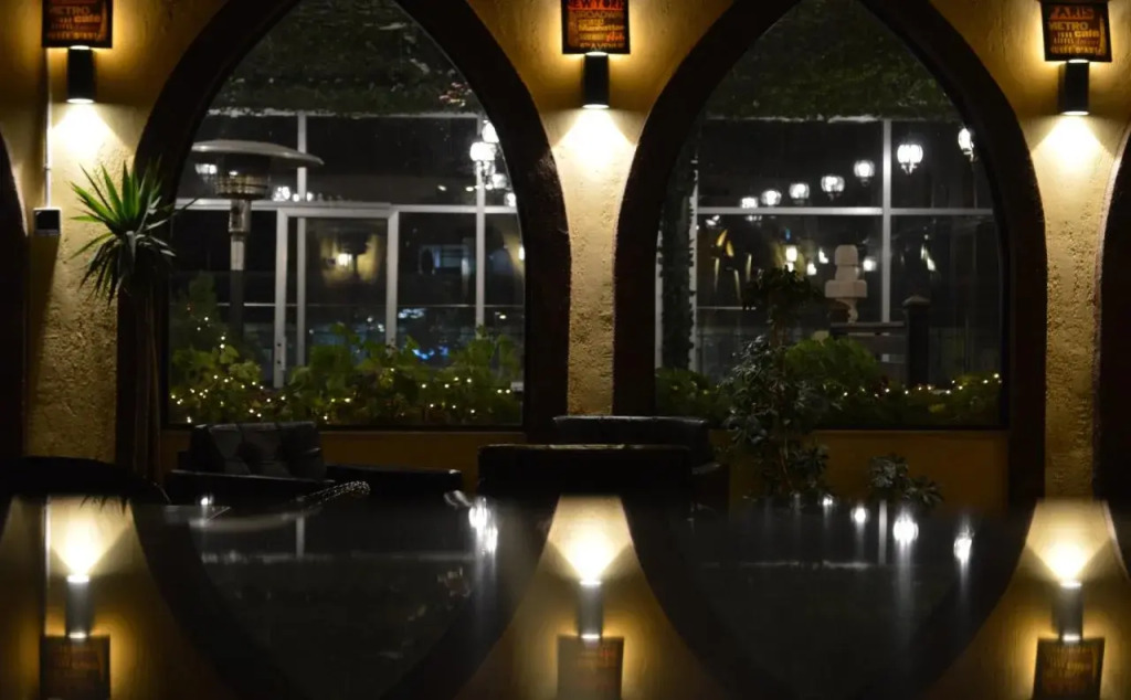Diamond Hotel