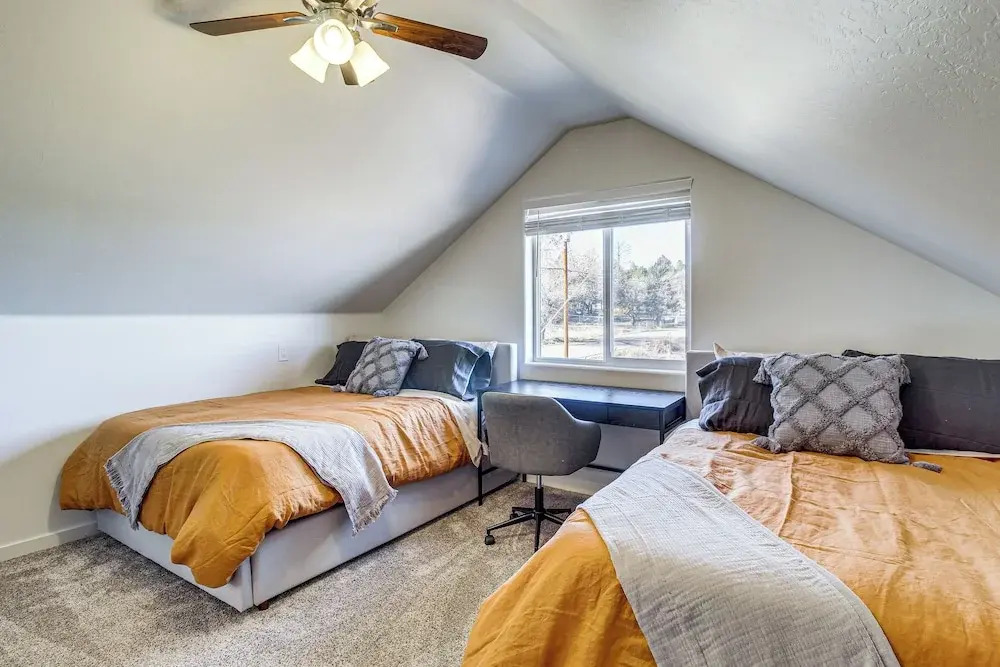 Lakeside Vacation Rental: 4 Mi to Show Low Lake!