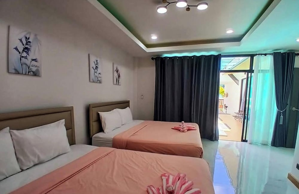 Large Private Pool Villa, 650 m From Mae Rumphueng Beach